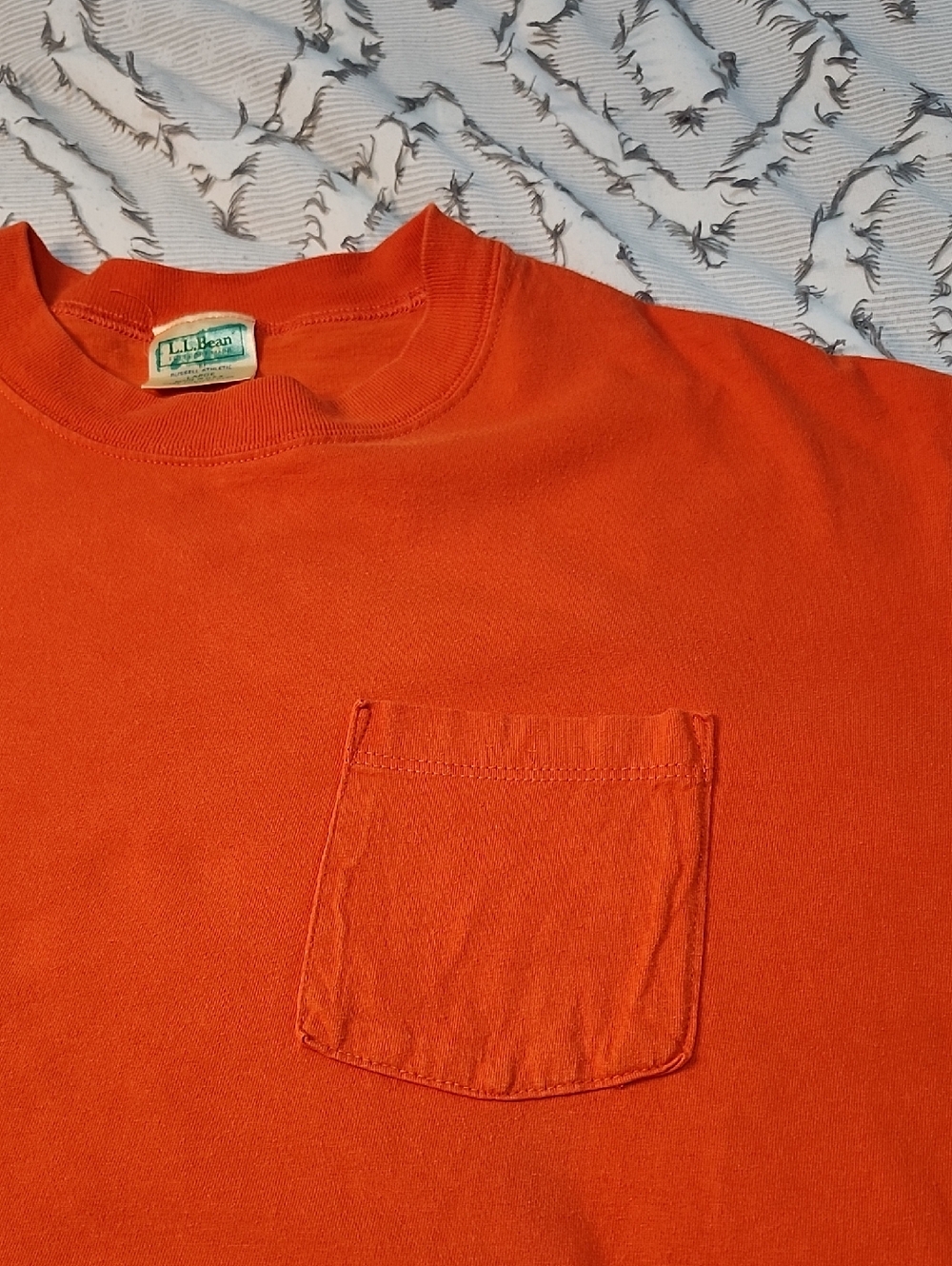 Vintage 90's LL Bean Russell Athletic Orange Pocket T-shirt - Picture 2 of 8